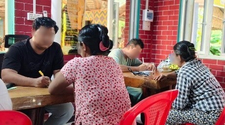 クリニックでの診療の様子の写真